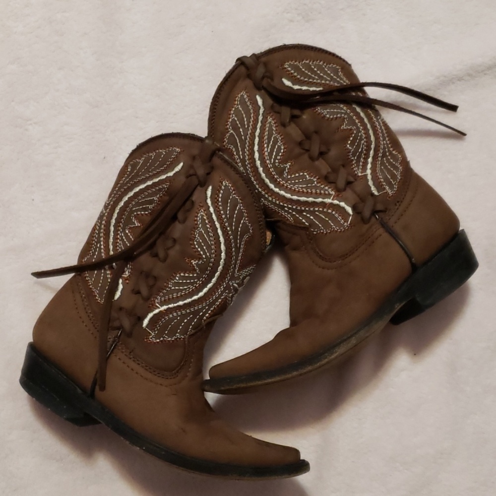 Little girl leather boots